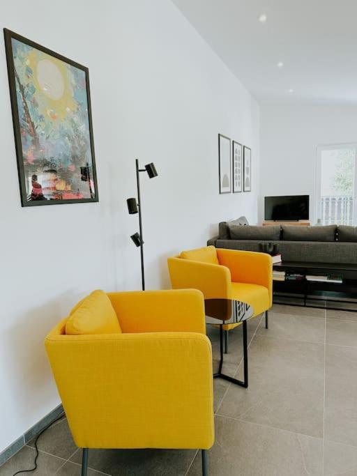 Apartment 100 Qm Im Weindorf - Balkon/Garage Aspisheim Exteriér fotografie